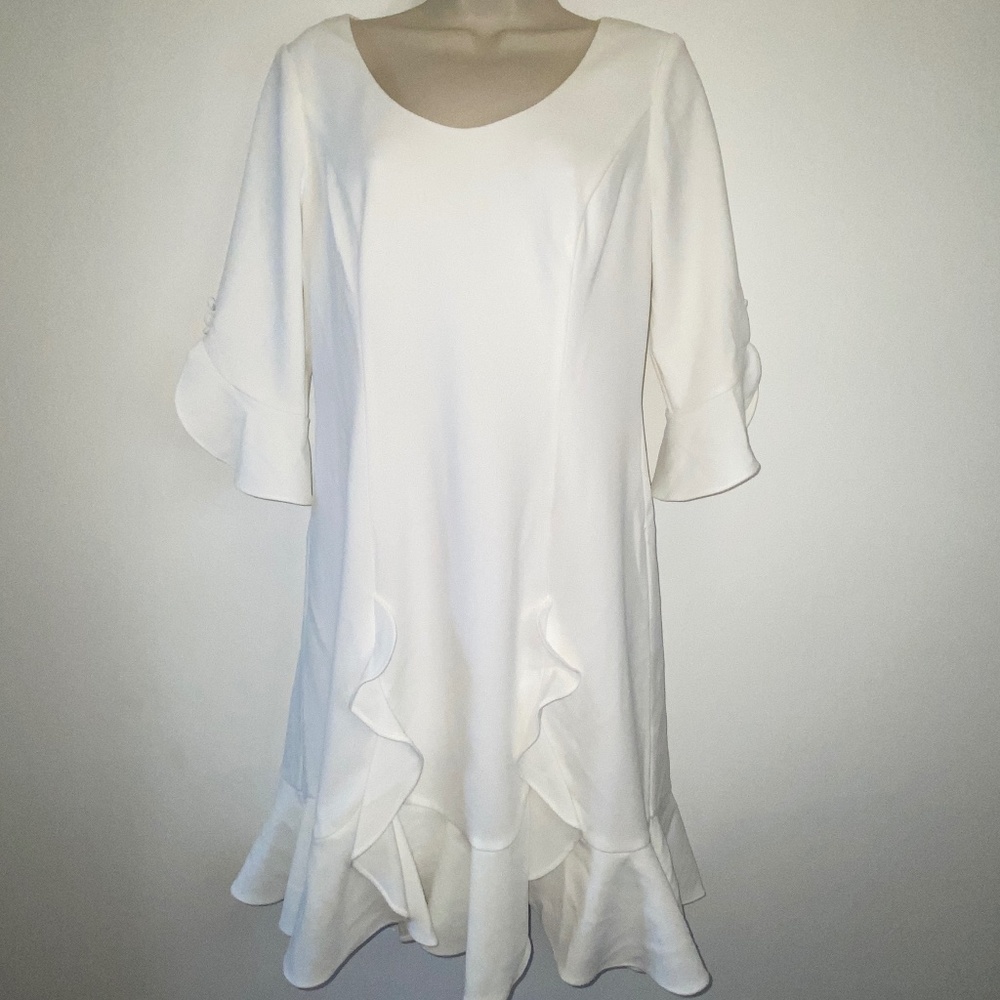 White Adrianna Papell Dress with ruffles Fully lined
